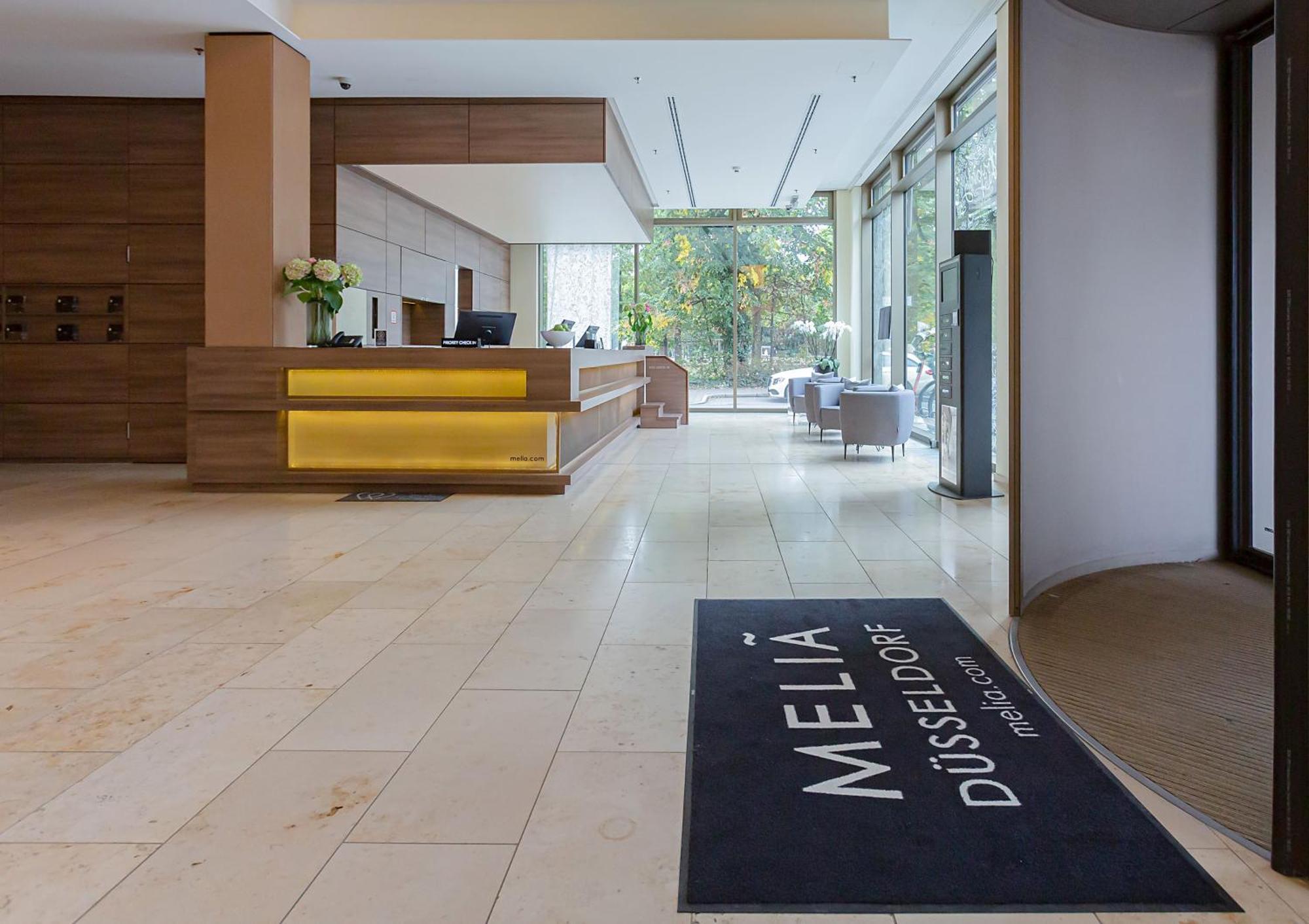 Melia Dusseldorf — Fotos 3